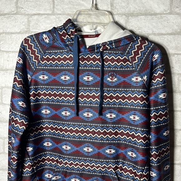 Ariat tek cold series conquest  printed hoodie size small - Picture 3 of 10